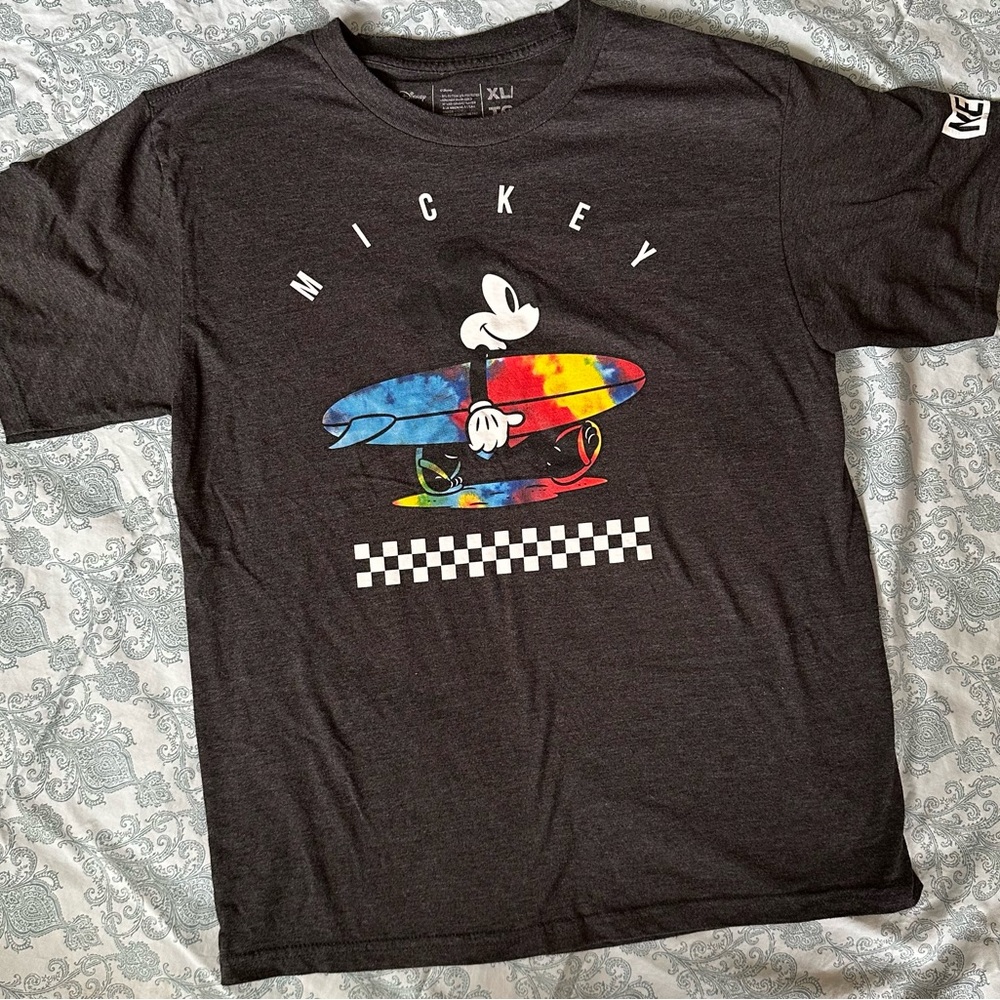 Disney mickey mouse shirt